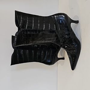 Black Ankle Boots Leather upper and lining Made in Italy Size 8.5